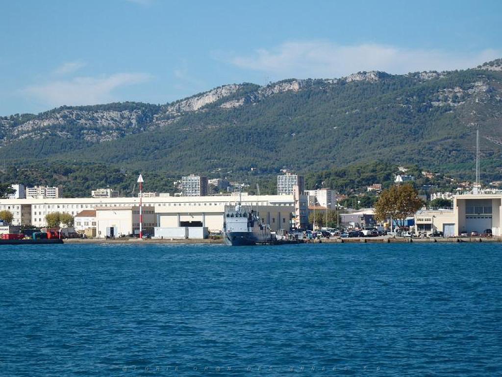 183 TOULON ET SA RADE (53).jpg